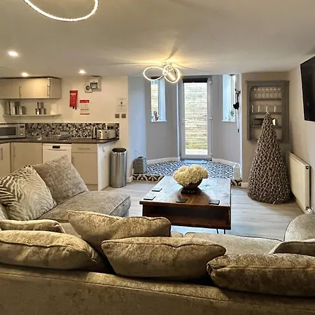 Hillhouse Hideaway * Whitby
